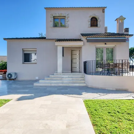 Casa Malvina Holiday home Calonge (Catalonia)